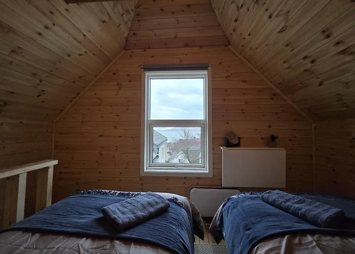 The Perfect Stop - Pinewood Loft Lodingen